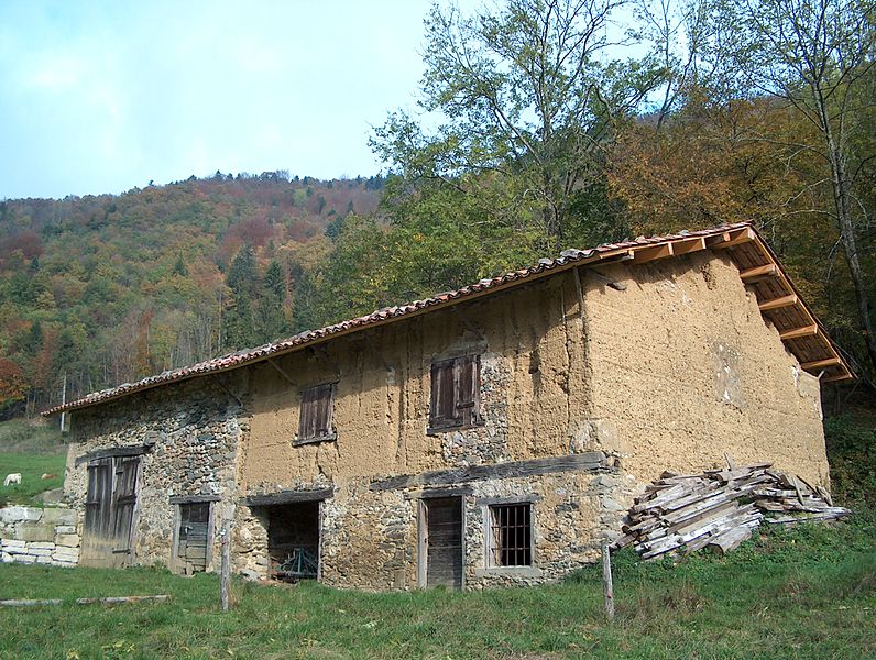 La grange du lieu-dit de Bassey Saint-Nicolas-de-Macherin Isère, Rhône-Alpes, France